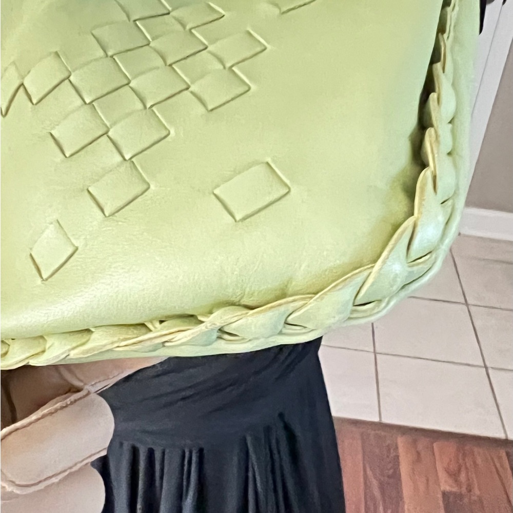 Bottega Veneta Green Textured Hobo Bag with dust bag. - Picture 6 of 14